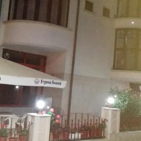 בית הארחה Вила Русеви *